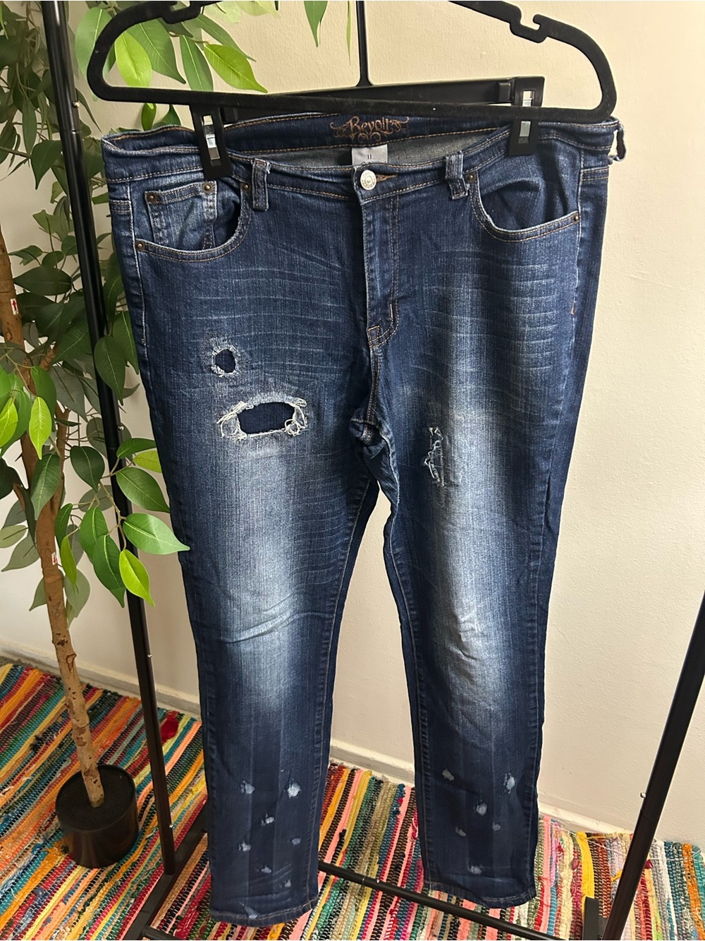 Revolt Jeans - Vintage Dark Blue Distressed Boyfriend Jeans